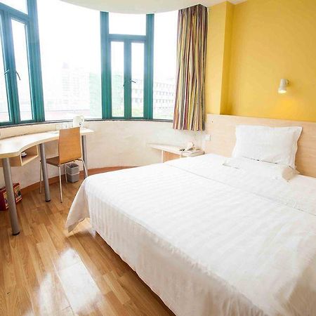 ووهان 7 Days Inn المظهر الخارجي الصورة