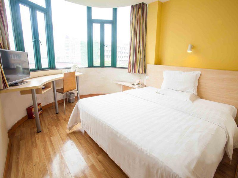 ووهان 7 Days Inn المظهر الخارجي الصورة
